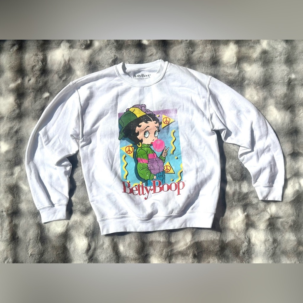 90s Betty Boop Graphic Sweatshirt